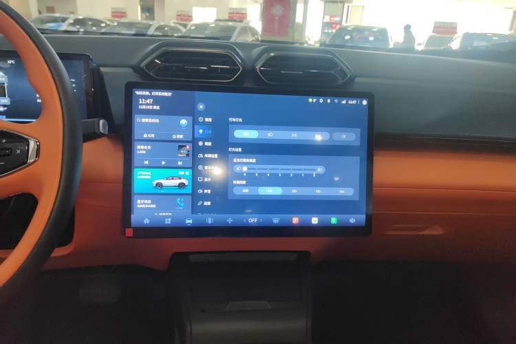 Used Dongfeng Aeolus L7 New Energy 2024 518 Pro Audio And AC Panel
