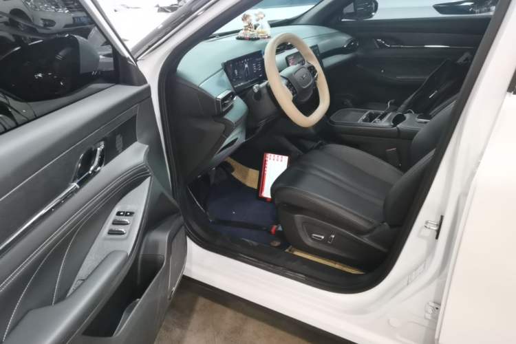 Used Dongfeng Aeolus L7 New Energy 2024 205 Pro Driver Seat