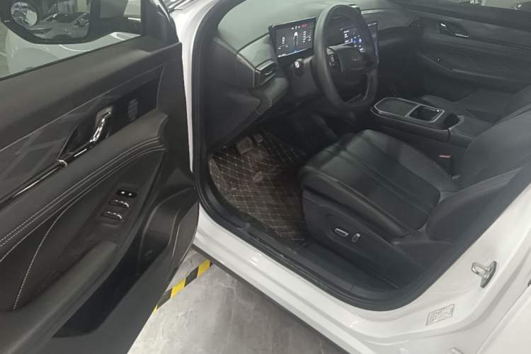 Used Dongfeng Aeolus L7 New Energy 2024 518 Air Driver Seat