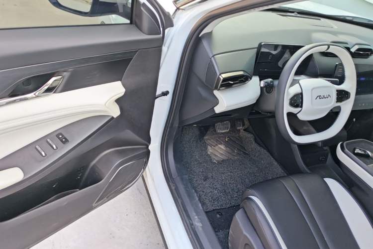 Used Dongfeng Aeolus L7 New Energy 2024 518 Pro Driver Seat