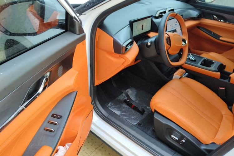 Used Dongfeng Aeolus L7 New Energy 2024 205 Plus Driver Seat