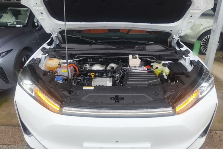 Used Dongfeng Aeolus L7 New Energy 2024 205 Plus Engine Bay