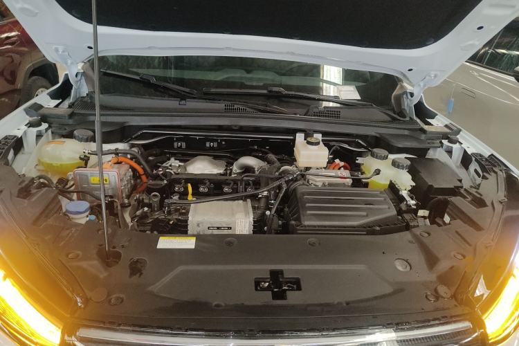Used Dongfeng Aeolus L7 New Energy 2024 205 Air Engine Bay