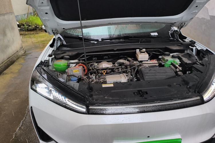 Used Dongfeng Aeolus L7 New Energy 2024 205 Pro Engine Bay Right