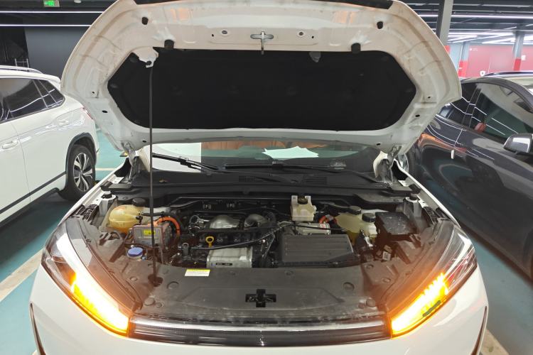 Used Dongfeng Aeolus L7 New Energy 2024 205 Plus Engine Bay