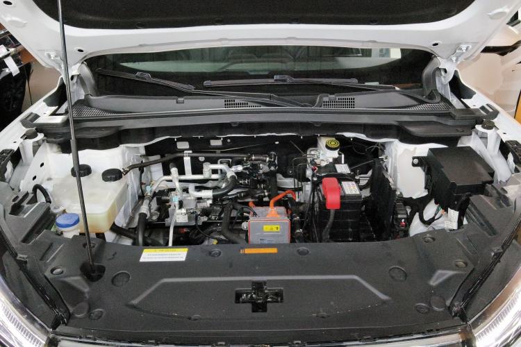 Used Dongfeng Aeolus L7 New Energy 2024 518 Air Engine Bay