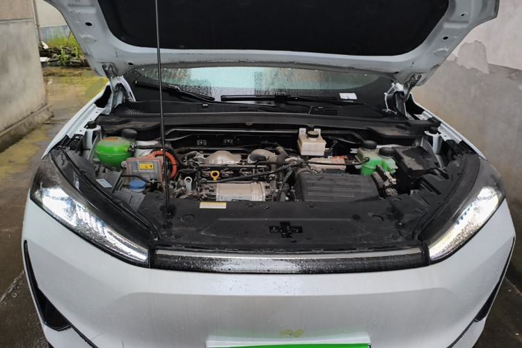 Used Dongfeng Aeolus L7 New Energy 2024 205 Pro Engine Bay