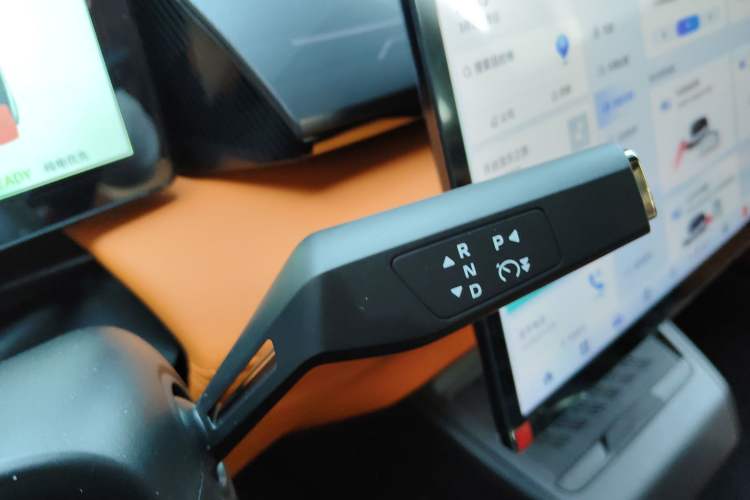 Used Dongfeng Aeolus L7 New Energy 2024 205 Plus Gear Lever