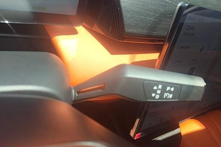 Used Dongfeng Aeolus L7 New Energy 2024 518 Pro Gear Lever