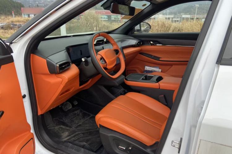 Used Dongfeng Aeolus L7 New Energy 2024 205 Plus Interior 1