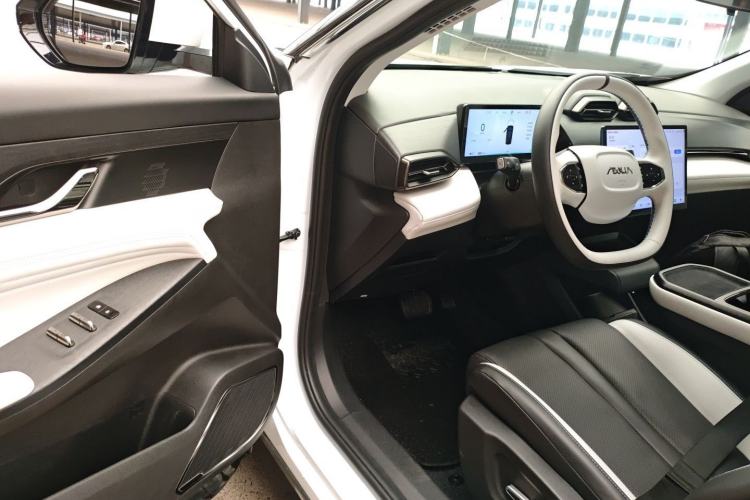 Used Dongfeng Aeolus L7 New Energy 2024 518 Pro Interior 3