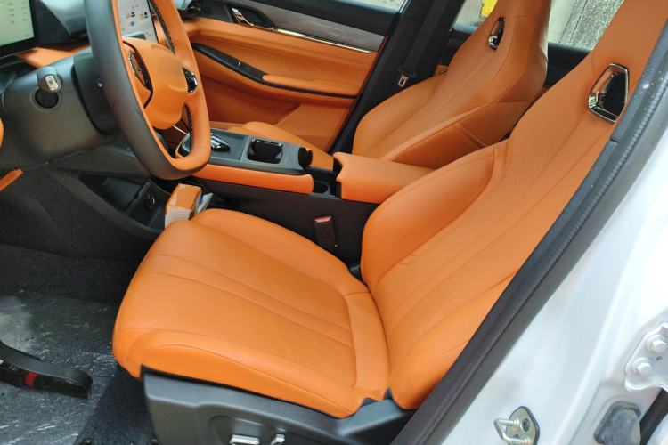 Used Dongfeng Aeolus L7 New Energy 2024 205 Plus Left Front Seat