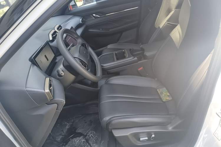 Used Dongfeng Aeolus L7 New Energy 2024 205 Pro Left Front Seat