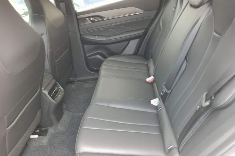 Used Dongfeng Aeolus L7 New Energy 2024 518 Air Left Rear Seat