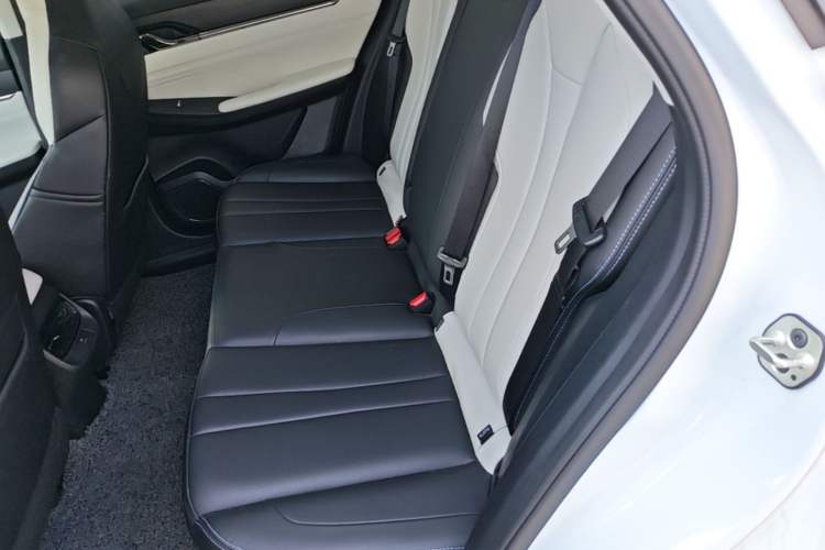 Used Dongfeng Aeolus L7 New Energy 2024 518 Pro Left Rear Seat