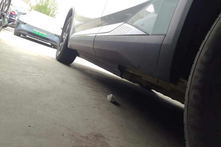 Used Dongfeng Aeolus L7 New Energy 2024 518 Pro Left Side Sill