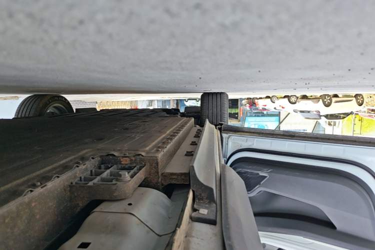 Used Dongfeng Aeolus L7 New Energy 2024 518 Pro Left Side Sill