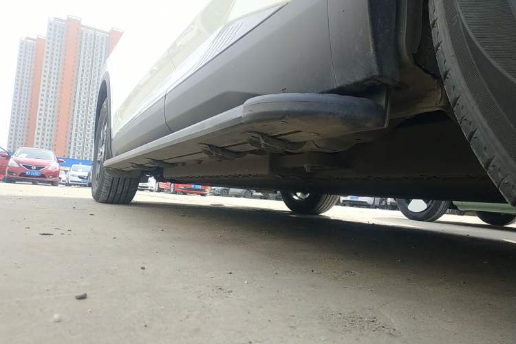 Used Dongfeng Aeolus L7 New Energy 2024 518 Pro Left Side Sill