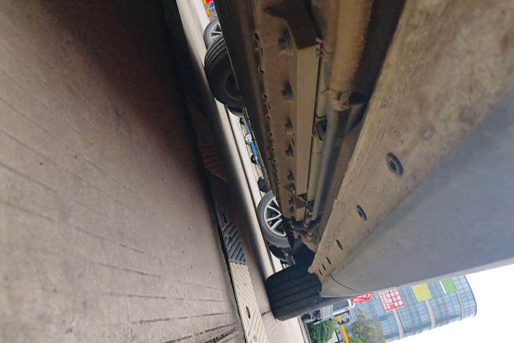 Used Dongfeng Aeolus L7 New Energy 2024 205 Plus Left Side Sill