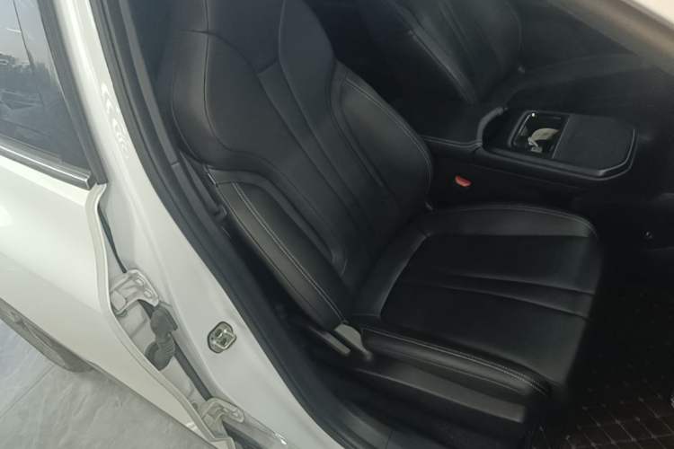 Used Dongfeng Aeolus L7 New Energy 2024 518 Air Right Front Seat