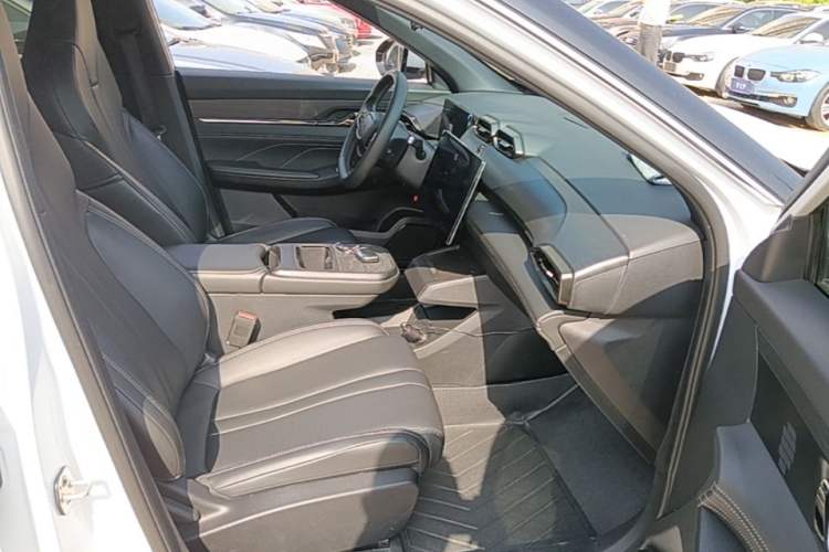Used Dongfeng Aeolus L7 New Energy 2024 518 Pro Right Front Seat