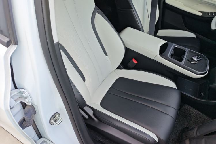 Used Dongfeng Aeolus L7 New Energy 2024 518 Pro Right Front Seat