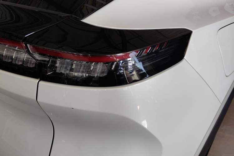 Used Dongfeng Aeolus L7 New Energy 2024 205 Pro Right Rear Taillight