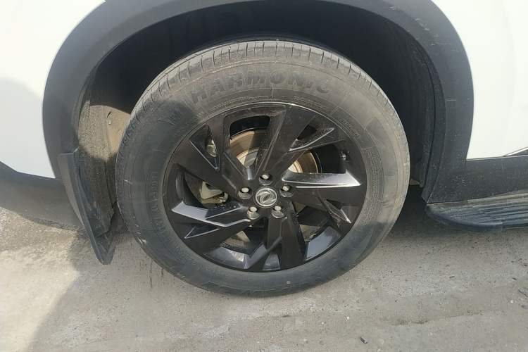 Used Dongfeng Aeolus L7 New Energy 2024 518 Pro Right Rear Wheel Hub