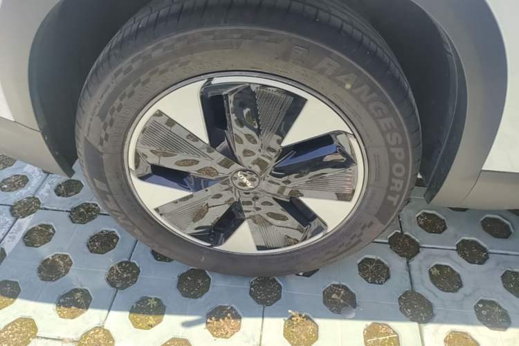 Used Dongfeng Aeolus L7 New Energy 2024 205 Pro Right Rear Wheel Hub