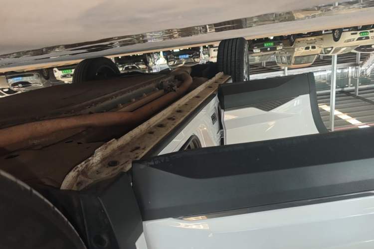 Used Dongfeng Aeolus L7 New Energy 2024 205 Plus Right Side Sill