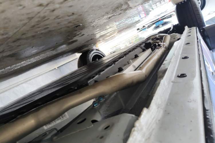 Used Dongfeng Aeolus L7 New Energy 2024 205 Plus Right Side Sill
