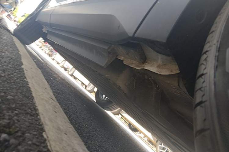 Used Dongfeng Aeolus L7 New Energy 2024 518 Pro Right Side Sill