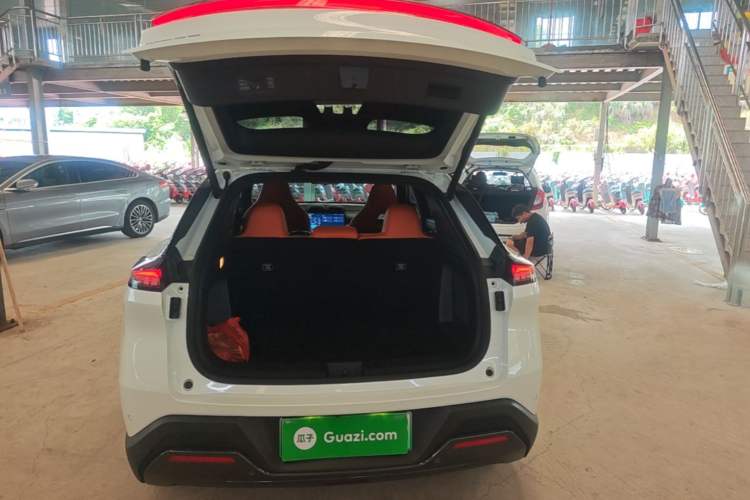Used Dongfeng Aeolus L7 New Energy 2024 205 Plus Trunk