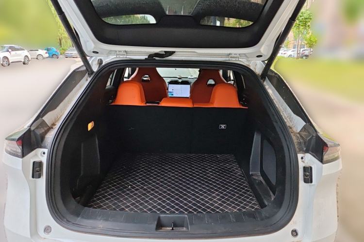 Used Dongfeng Aeolus L7 New Energy 2024 205 Premium Edition Trunk