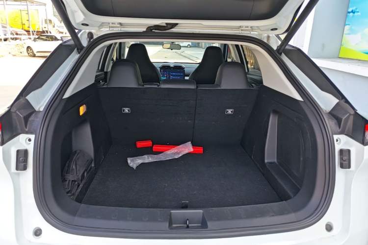 Used Dongfeng Aeolus L7 New Energy 2024 518 Pro Trunk