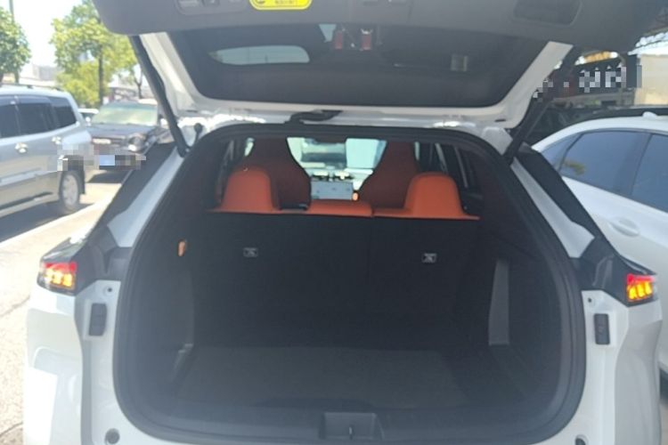 Used Dongfeng Aeolus L7 New Energy 2024 518 Pro Trunk
