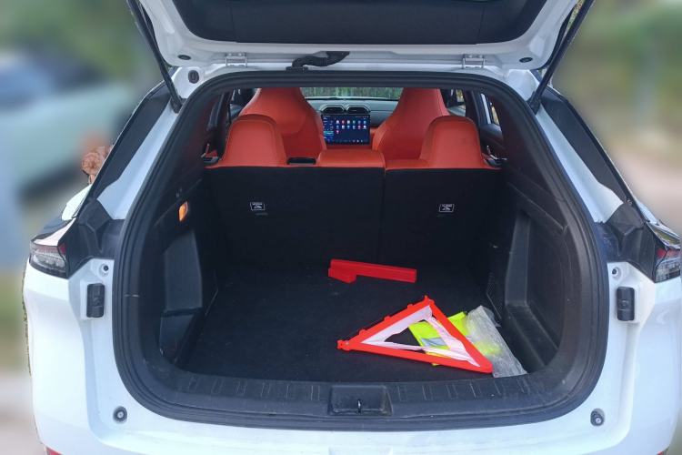 Used Dongfeng Aeolus L7 New Energy 2024 205 Pro Trunk