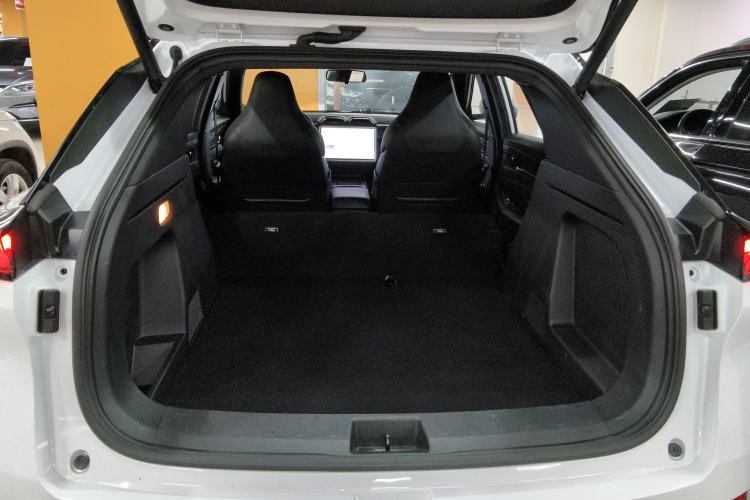 Used Dongfeng Aeolus L7 New Energy 2024 518 Air Trunk
