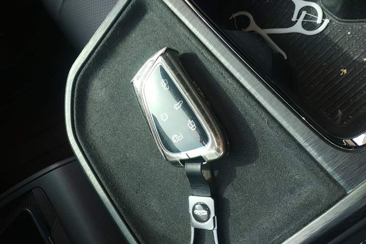 Used Dongfeng Aeolus L7 New Energy 2024 518 Pro Vehicle Key