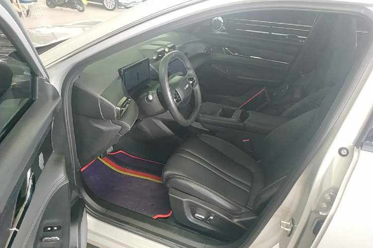 Used Dongfeng Aeolus L7 New Energy 2024 205 Pro Driver Seat