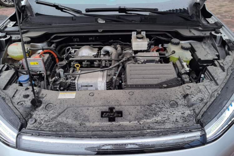 Used Dongfeng Aeolus L7 New Energy 2024 205 Pro Engine Bay