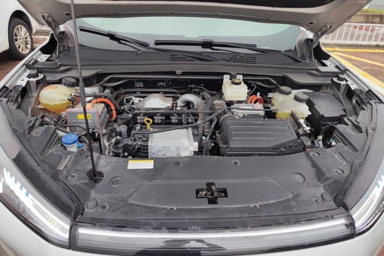 Used Dongfeng Aeolus L7 New Energy 2024 205 Pro Engine Bay