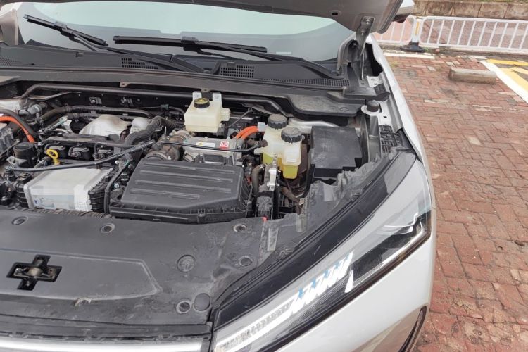 Used Dongfeng Aeolus L7 New Energy 2024 205 Pro Engine Bay Left