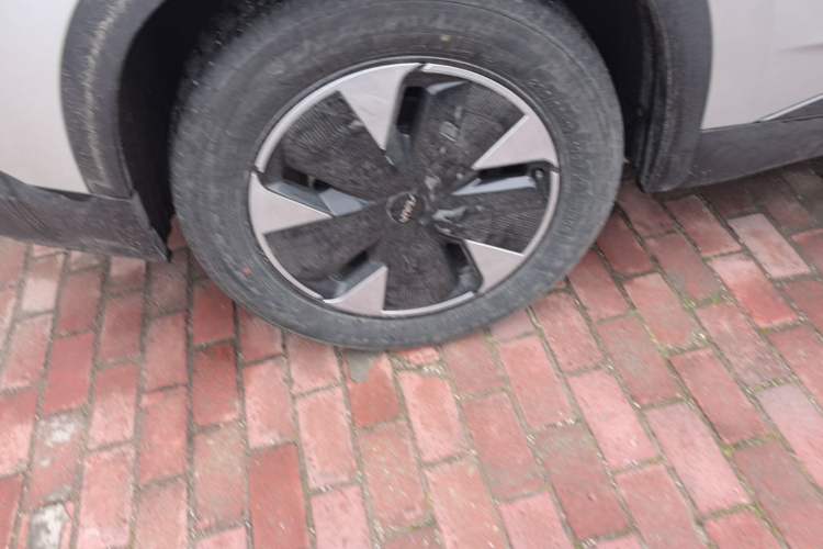 Used Dongfeng Aeolus L7 New Energy 2024 205 Pro Exterior 5