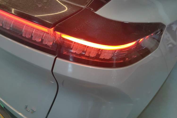 Used Dongfeng Aeolus L7 New Energy 2024 518 Air Exterior 6