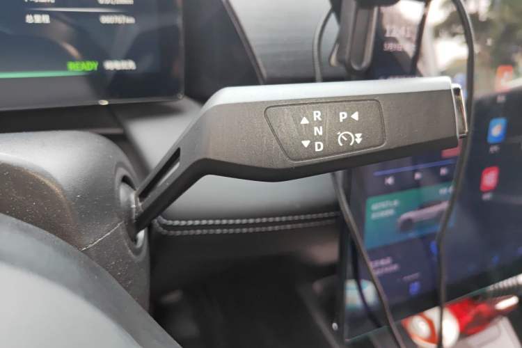 Used Dongfeng Aeolus L7 New Energy 2024 205 Pro Gear Lever
