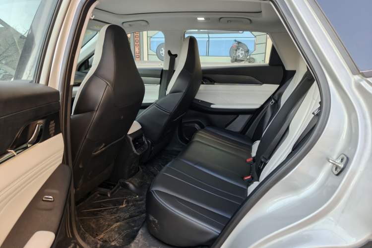 Used Dongfeng Aeolus L7 New Energy 2024 518 Pro Interior 4