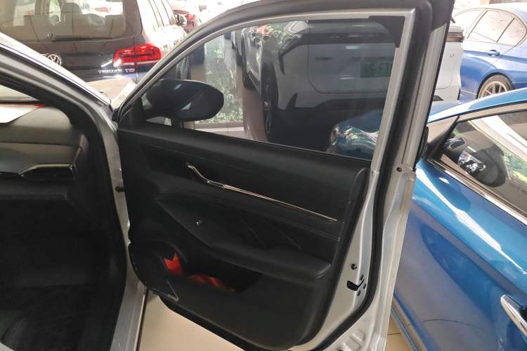 Used Dongfeng Aeolus L7 New Energy 2024 205 Air Interior 5