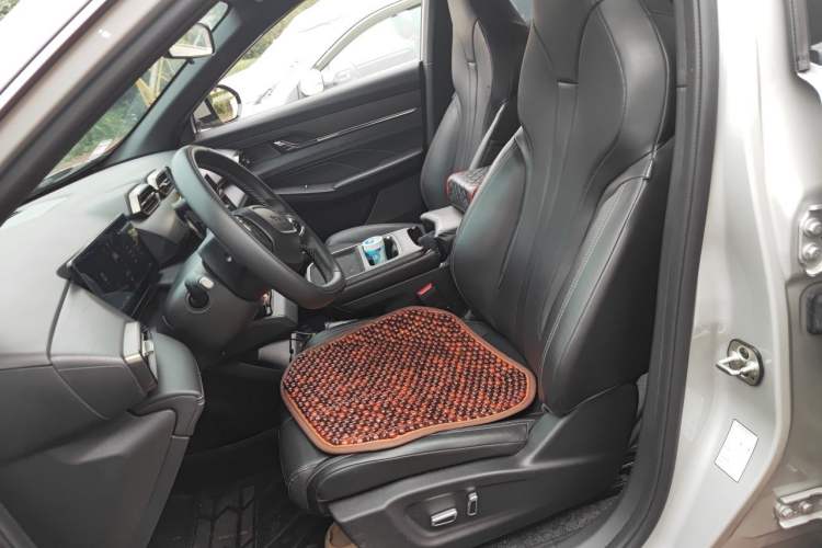 Used Dongfeng Aeolus L7 New Energy 2024 205 Pro Left Front Seat