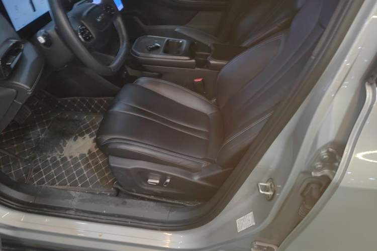 Used Dongfeng Aeolus L7 New Energy 2024 518 Air Left Front Seat